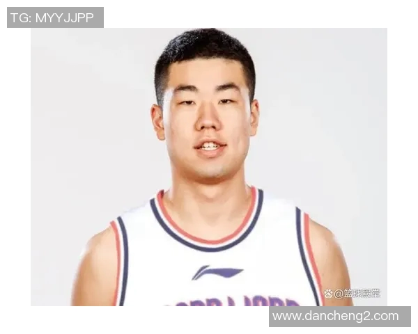 王泉泽：从篮球新星到职业赛场的奋斗与梦想之路